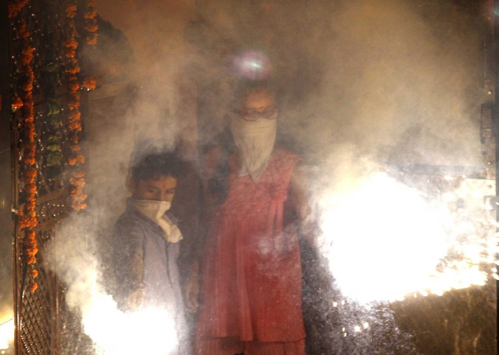 Check Air Pollution in Delhi After Diwali